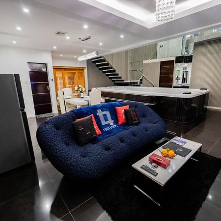 Batangas Luks Lofts Hotel & Residences מראה חיצוני תמונה