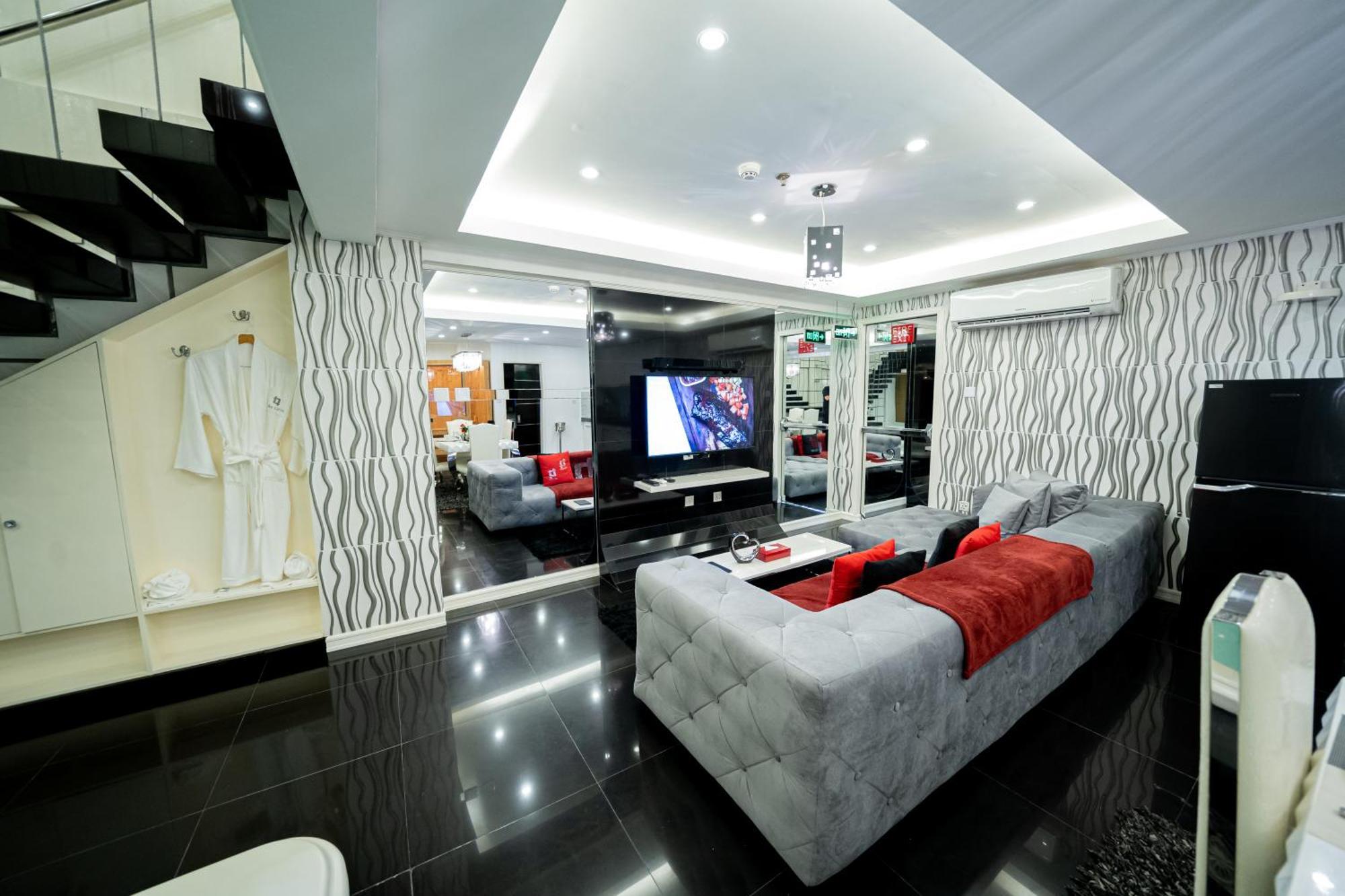 Batangas Luks Lofts Hotel & Residences מראה חיצוני תמונה