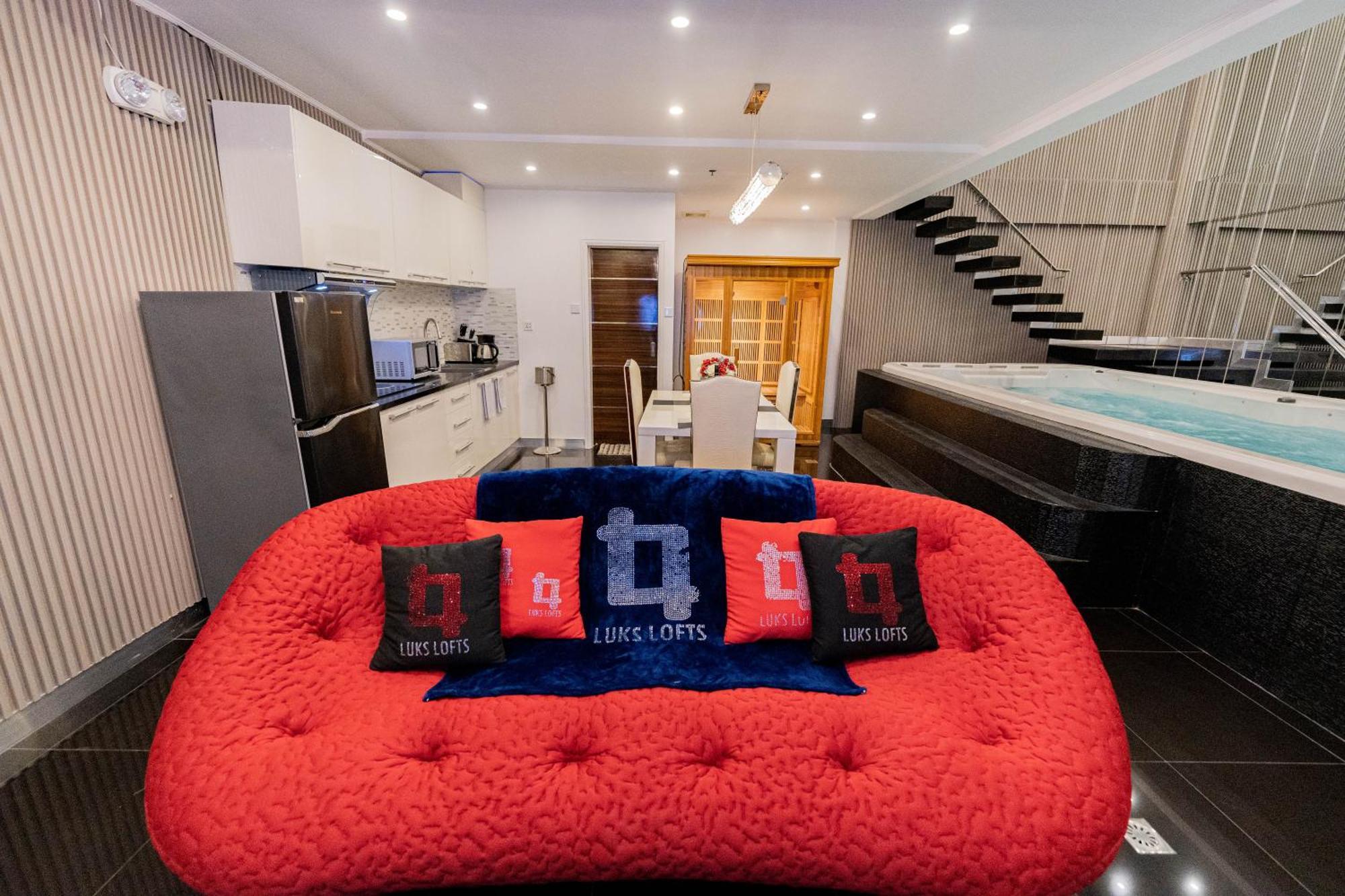 Batangas Luks Lofts Hotel & Residences מראה חיצוני תמונה